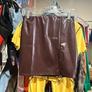 smal faux brown skirt